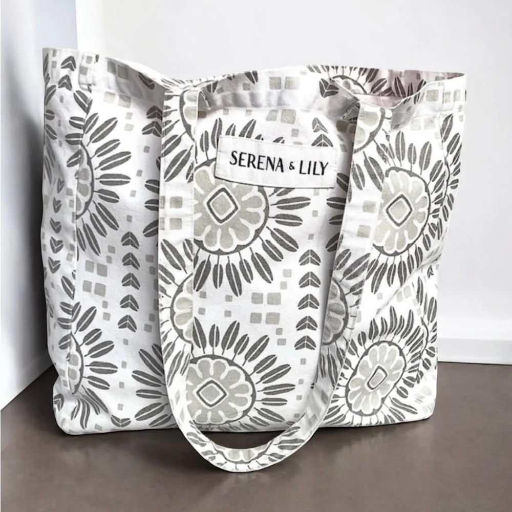 Serena & Lily Tote EUC Beach Bag Vacation Swim Market